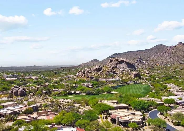 Club Ironwood Access Desert Garden & Golf *